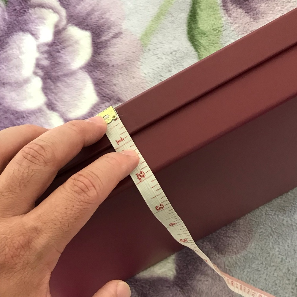Dark Red Gucci Box - Picture 12 of 13